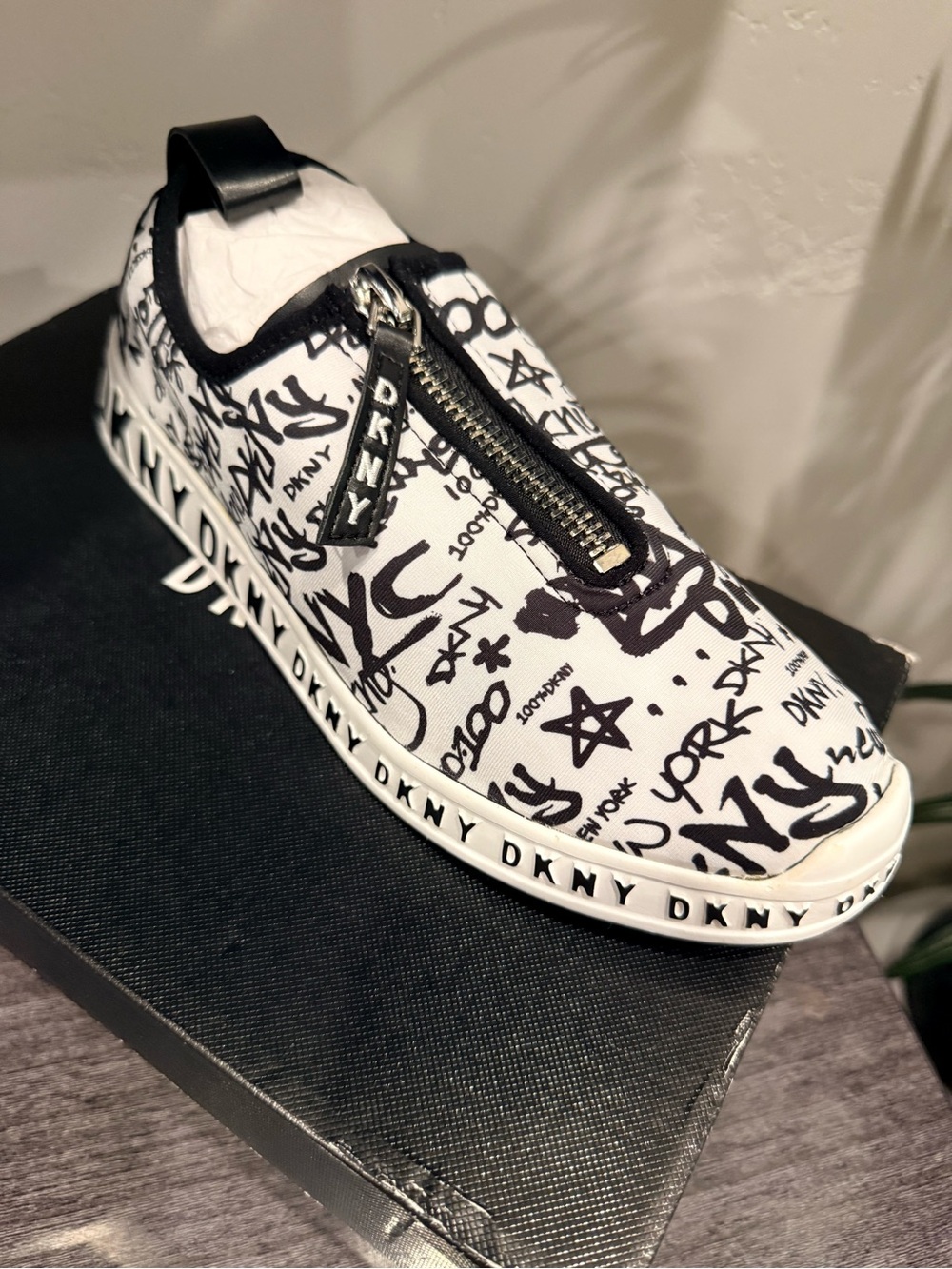 DKNY Black & White Graffiti Zip-Top Slip-On Sneaker